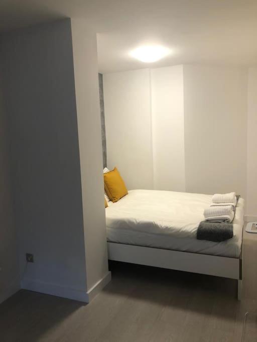 Stunning Apartment In Leeds- Financial District Leeds  Zewnętrze zdjęcie