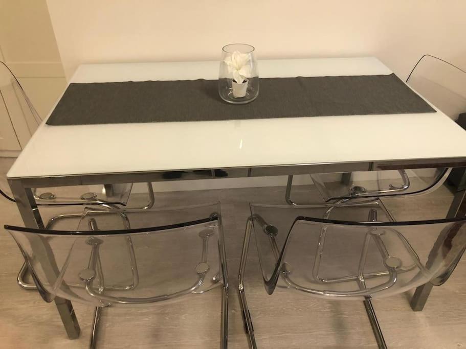 Stunning Apartment In Leeds- Financial District Leeds  Zewnętrze zdjęcie